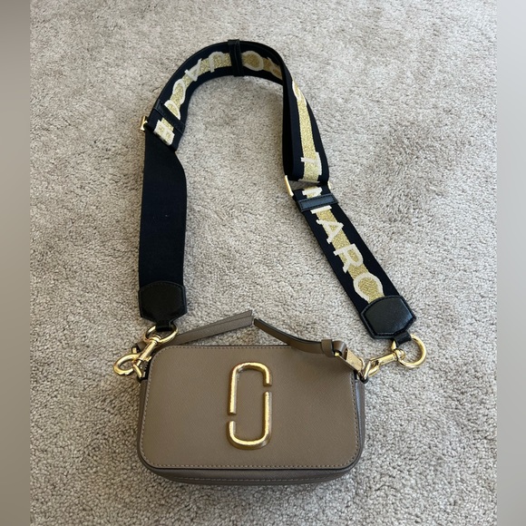 Marc Jacob’s Snapshot Purse - Picture 2 of 7